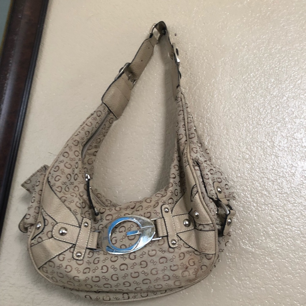 GUESS Shoulder Purse - Picture 3 of 7